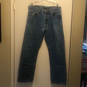 501 Mens Levi Jeans W43 L32 button fly, straight